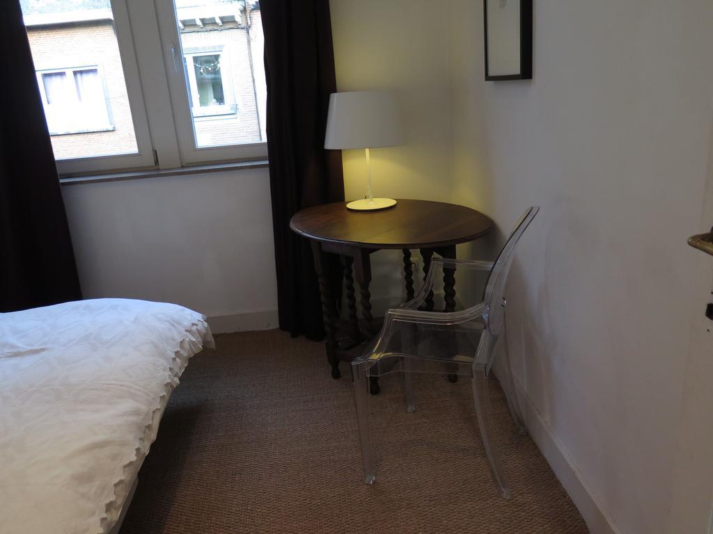 Vila La Petite Lili Dinant Pokoj fotografie